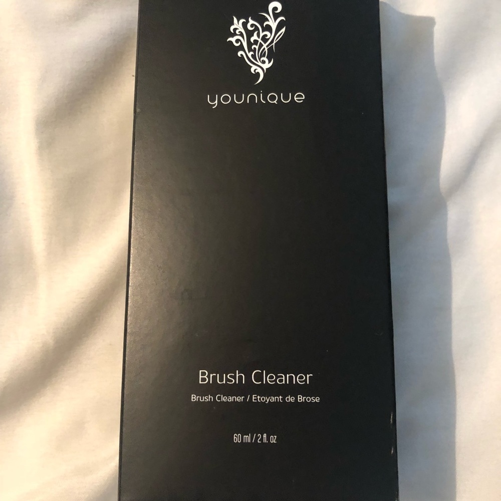 Younique Brush Cleaner